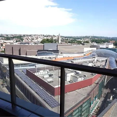 2 Bed 2 Bath Luxury Apt In Cabot Circus ! Bristol